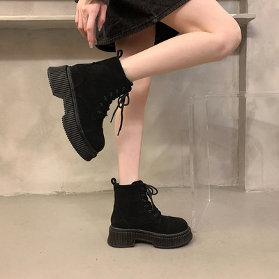 Talvised pitsilised Chelsea saapad, 2023, uued ümarad keskkontsad, poolsaapad, naiste gooti platvormkingad, mootorrattasaapad, naistele Zapatos