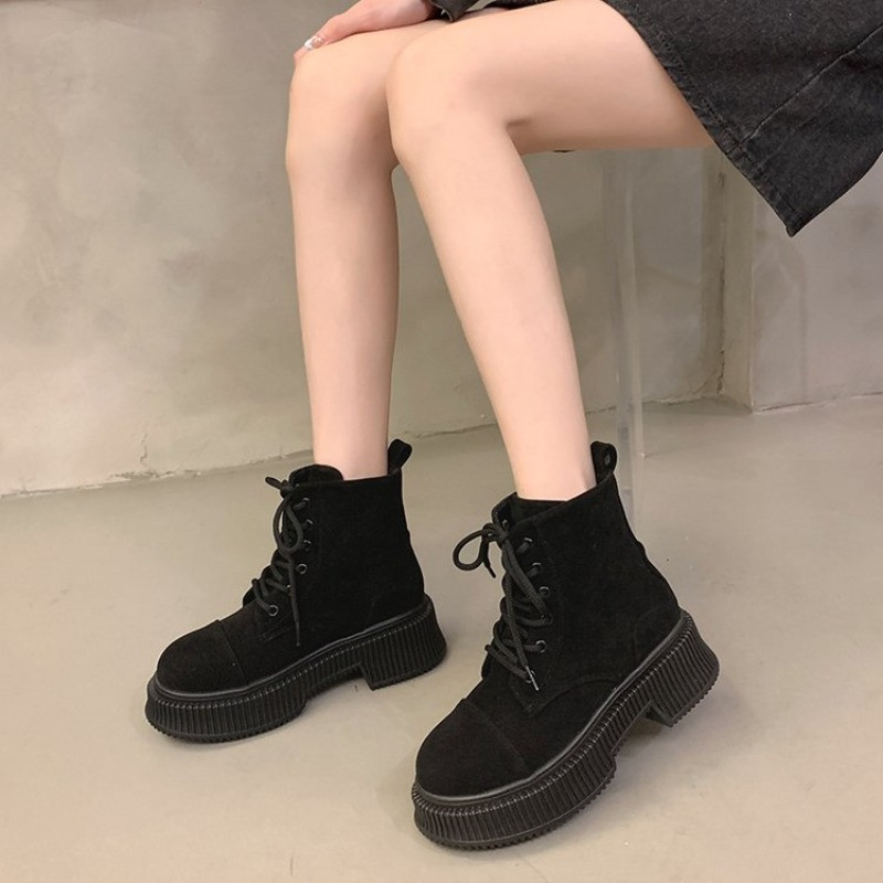 Talvised pitsilised Chelsea saapad, 2023, uued ümarad keskkontsad, poolsaapad, naiste gooti platvormkingad, mootorrattasaapad, naistele Zapatos