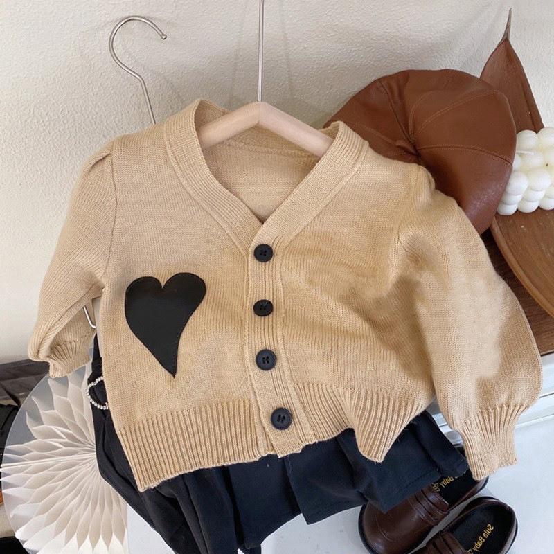 Cardigan pentru fetite Pulovere tricotate Moda Toamna Copii Nou Tricotat Inima drăguță Îmbrăcăminte pentru copii Palton pentru copii Culoare gri 1-6A