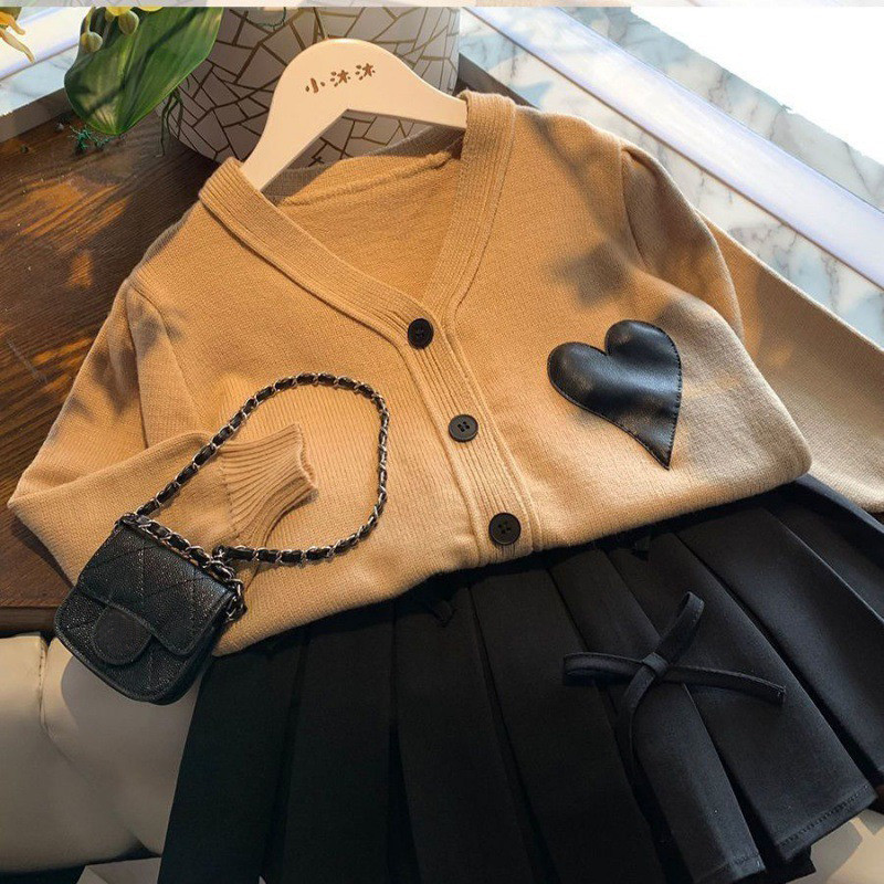 Cardigan pentru fetite Pulovere tricotate Moda Toamna Copii Nou Tricotat Inima drăguță Îmbrăcăminte pentru copii Palton pentru copii Culoare gri 1-6A