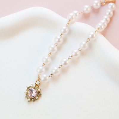 Naminio gyvūno antkaklis kačiukas šunų varpelis perlų karoliai Meilė kalnų krištolo papuošalai blykstė prabangus deimantinis šuns antkaklis katės antkaklis augintinio antkaklis