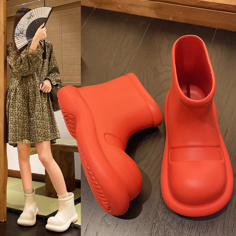 Φθινοπωρινές χειμερινές κοντές μπότες 2023 Νέες γυναικείες αδιάβροχες μπότες βροχής Αστείες καρτούν Κοριτσίστικες μπότες βροχής ελαφριές αντιολισθητικές μπότες εργασίας