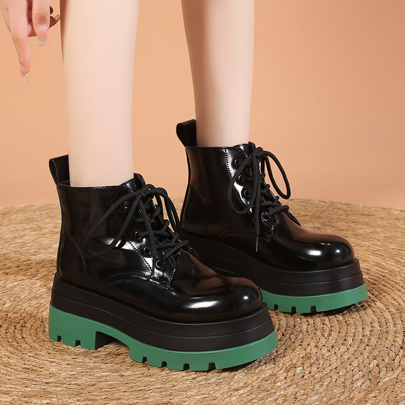 Batai moterims 2023 m. Nauji kryželiu surišti moteriški batai Karštas išpardavimas Apvalūs laisvalaikio batai Moteriški aukštos kokybės kvadratiniai kulkšnies batai