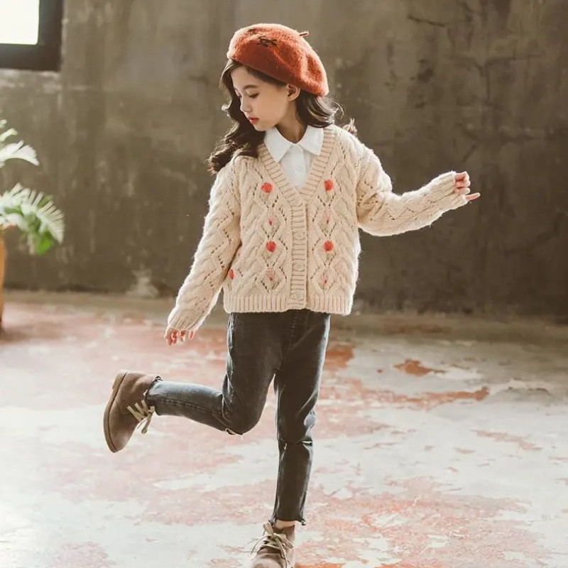 Φθινοπωρινό Χειμώνα για μωρά για κοριτσάκια με λαιμόκοψη V-λαιμόκοψη Πουλόβερ με μονό στήθος με βελονάκι Ζακέτα βρεφικά κοριτσίστικα μακρυμάνικα μασίφ ζακάρ πουλόβερ