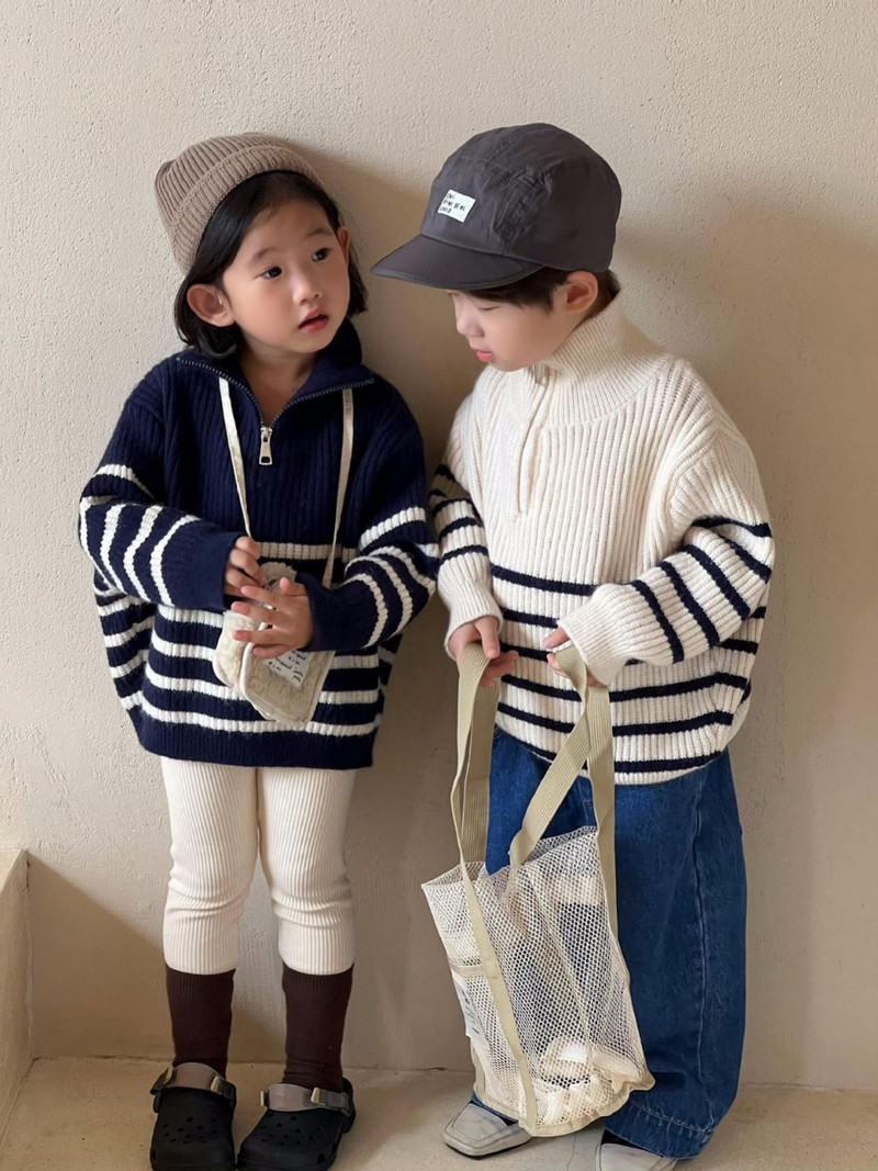 7120 Lasteriided Kootud Pullover 2023 Sügis uus Lihtne triibuline poiste sviiter Casul avar tüdrukute pullover