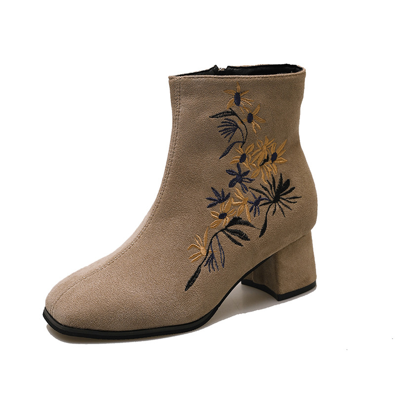 Naiste kingad 2023 Moodsad küljetõmblukuga naiste saapad Talvised poolsaapad Naiste tikandid Ümmarguse ninaga kõrge turske kontsaga naiste kingad