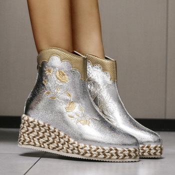 2023 Зимни обувки за жени Ретро Дамски боти до глезена с цип Дамски обувки на ток със среден ток Дамски обувки Дамски ботуши с бродирана платформа