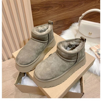 2023 Sheepskin Wool πλήρως αδιάβροχες μπότες χιονιού Γυναικείες μίνι μπότες για κορίτσια Κοντές μπότες ζεστού χειμώνα με χοντρή σόλα Γυναικεία παπούτσια Botas Mujer