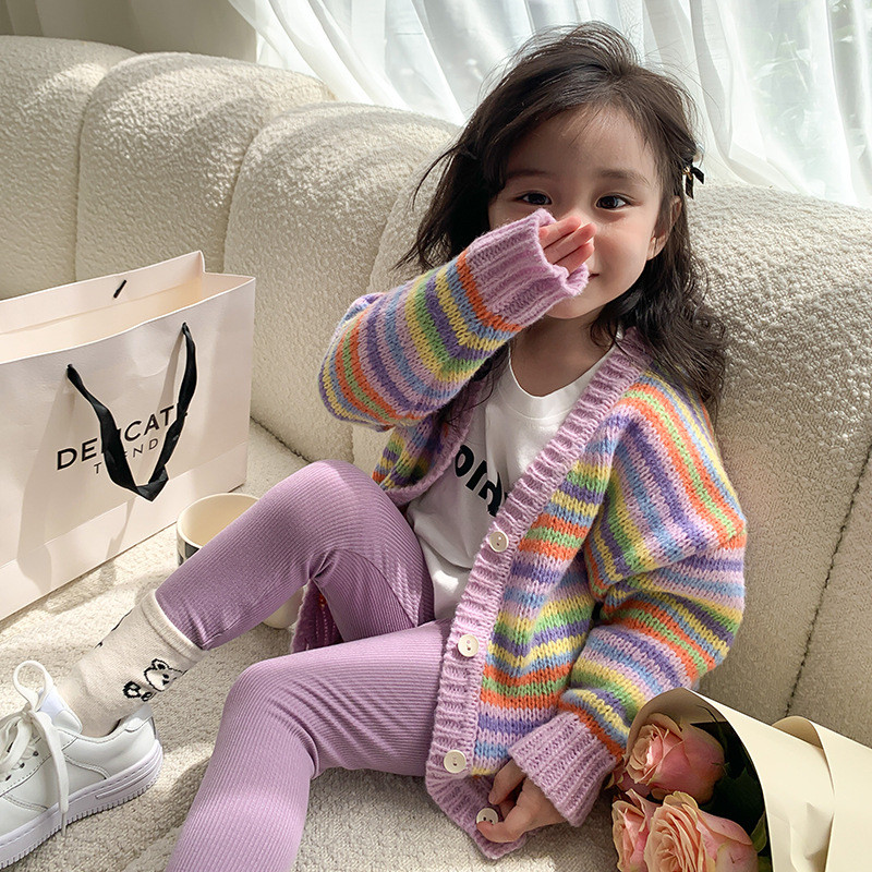 deer jonmi Uus sügisene korea stiilis beebitüdrukute vikerkaare triibuline silmkoeline kampsun mantlid V kaelusega väikelastele Laste šikid kampsunid