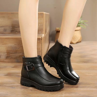 Keskealised naiste saapad Talvised pehmest nahast platvorm soojad kingad plüüsis poolsaapad naistele ema villasegu saapad Mood