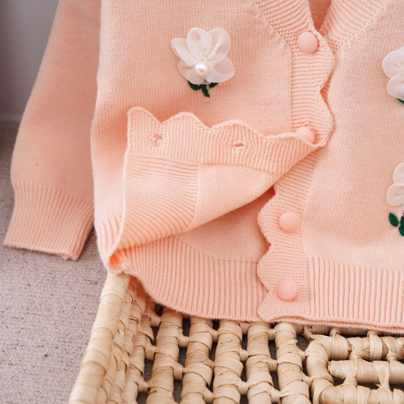 Pulover pentru fete Pulover cu aplicații noi Tricoturi de toamnă la modă pentru bebeluși Flori elegante cu decolteu în V Top tricotat pentru copii GY09281