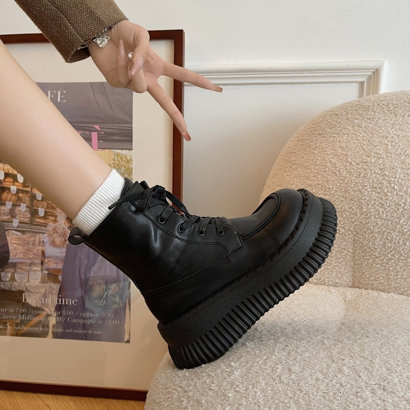 2023 Női Cipők Oldalsó cipzáras Boka Női Csizmák Téli Modern Csizmák Női Varrás Kerek orrú fűzős Platform lapos cipőkkel Női