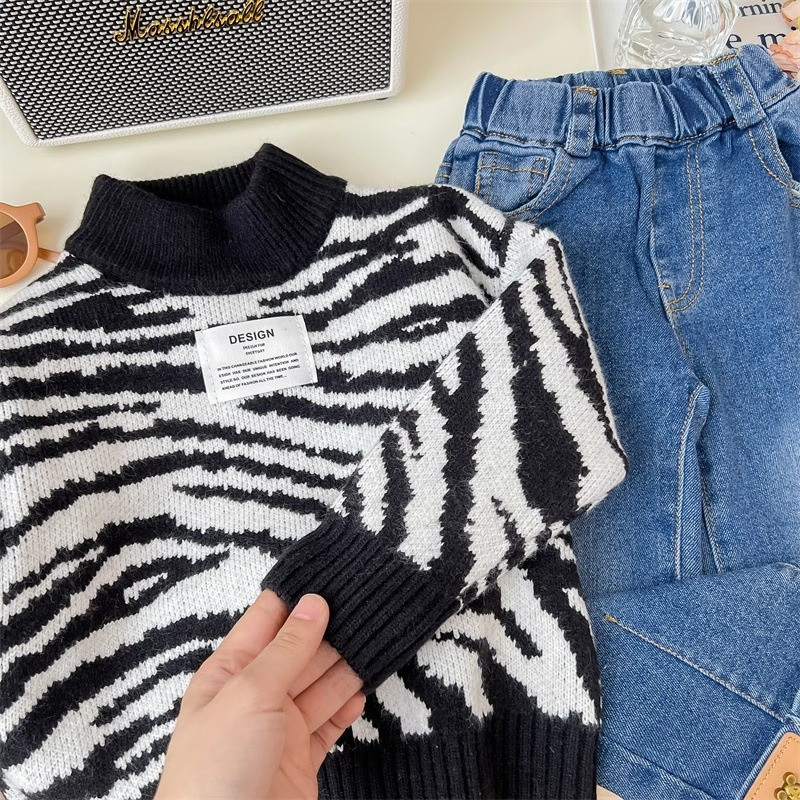 Zebra csíkos pulóver félig magas nyakú bársony vastag, meleg kötött pulóver 2023 új őszi téli pulóver felsők