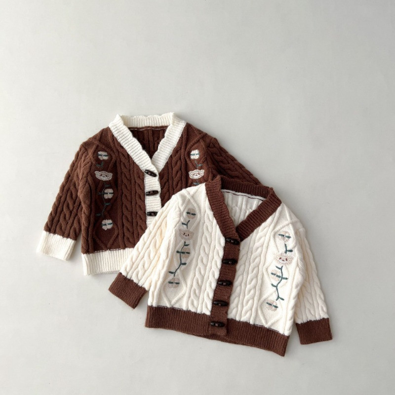 Beebitüdrukute kootud kardigan riided kevadiseks sügiseks tikandid lillelised V-kaelusega lastele lapitehnikas kudumid kampsun Pehme Korea mantel