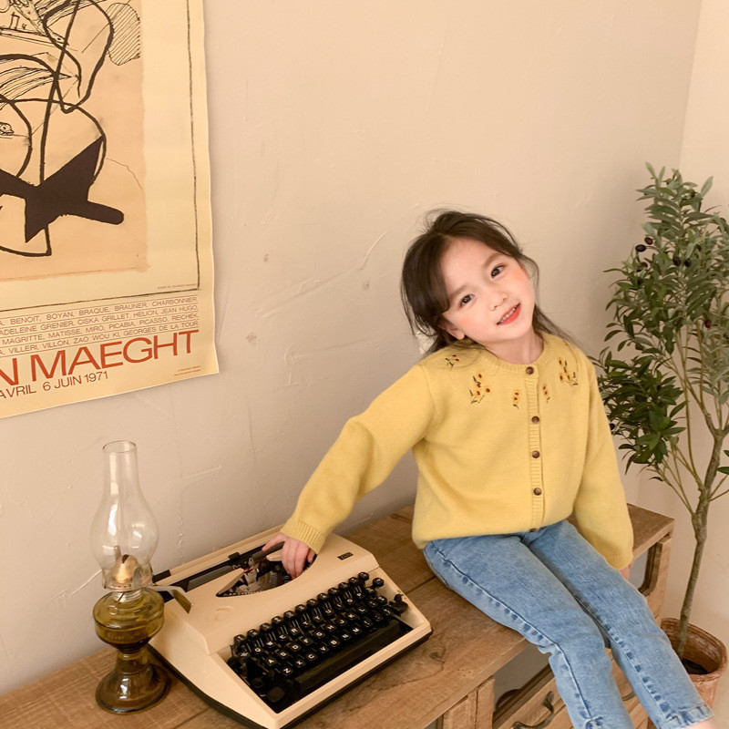 Beebitüdruku kampsun jakk Sügisene paks 1-7 a puuvillane kootud soliidne kardigan, tikitud lilleline pikkade varrukatega kampsun top riided