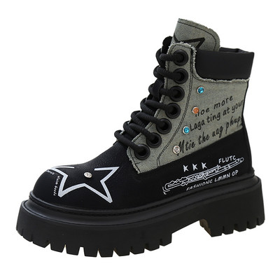 Cizme de damă cu platformă la modă de stradă, iarna 2023, la modă, cizme de motocicletă asortate la modă, pantofi gotici punk de designer