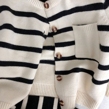 Детски пуловер на райета Горни дрехи Детски плетени топове Жилетка Бебешко едноредно плетено палто Детско яке и палта