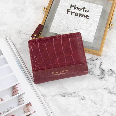Krokodilliprintidega naiste rahakott Väike naiste tõmblukuga mündikotid Luksuslikud disainerkaardihoidjad Lühike siduriga naistele, kvaliteetne soliidne