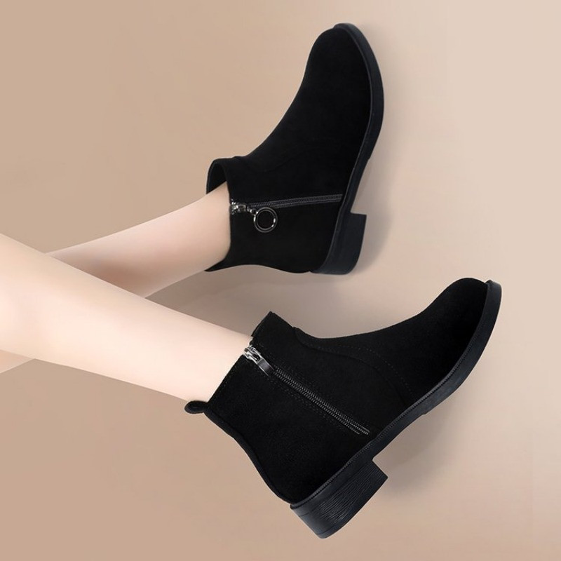 2023-as női őszi és téli új, alacsony sarkú, kényelmes, divatos rövid csizma oldalsó cipzáros hó női csizma