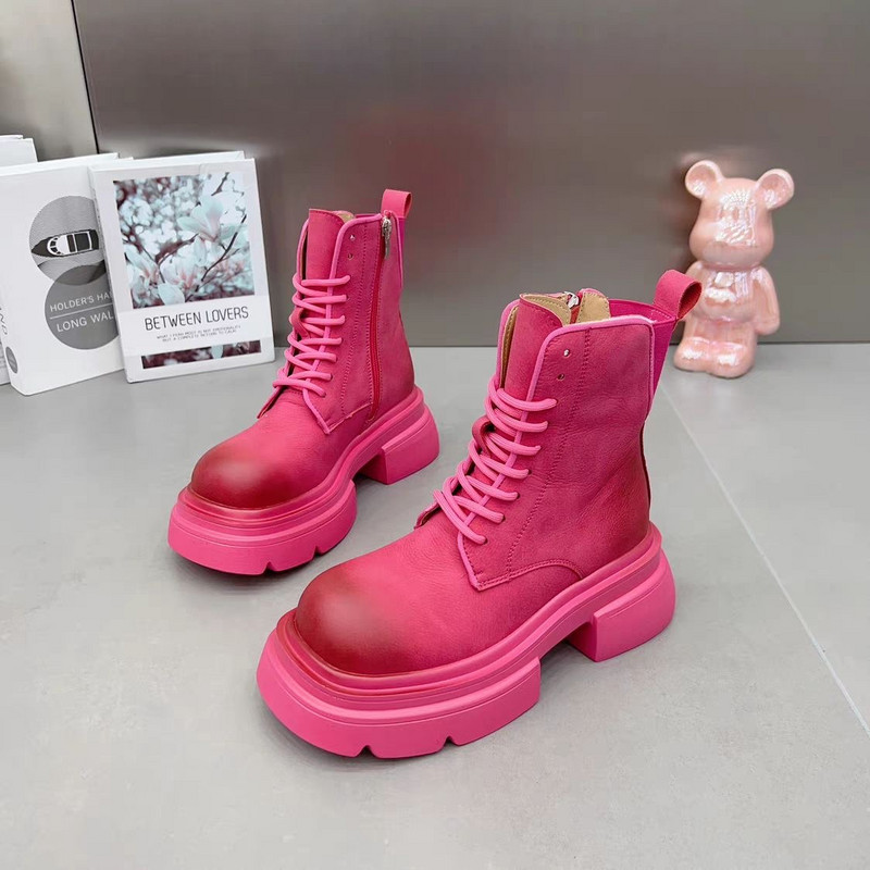 Női dizájner cipők 2023 új rózsaszín matt női csizmák brit stílusú kerek orrú platformcsizmák női divatos gótikus cipők