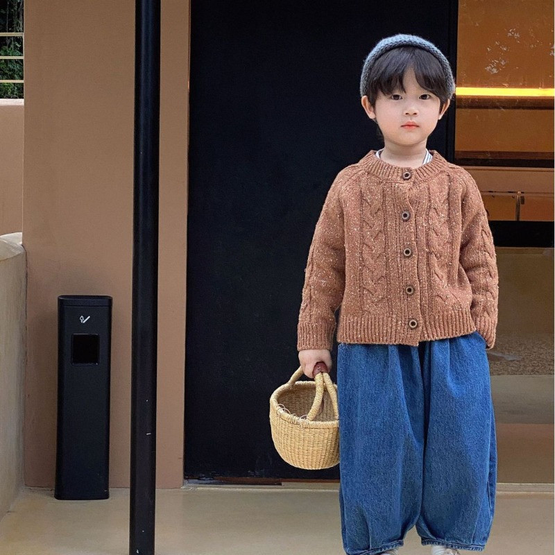 Laste kampsun, 2023. aasta sügisene korea stiilis poiste ja tüdrukute värvitoonis isikupära Lahe kardigan kampsun, beebimoodne pehme topp