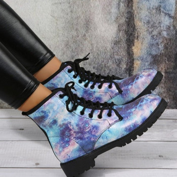 PU Модни ботуши до глезена 2023 Горещи разпродажби Дамски обувки с квадратен ток Зимни дамски ботуши със закръглени пръсти със среден ток Смесени цветове