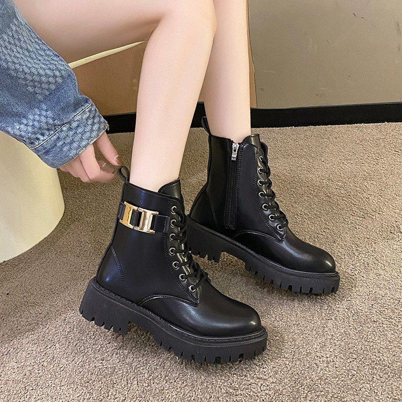 Pantofi de damă 2023 Cizme de damă încrucișate de modă Reducere fierbinte Cizme ocazionale cu fermoar lateral pentru femei Botine noi cu decorații metalice