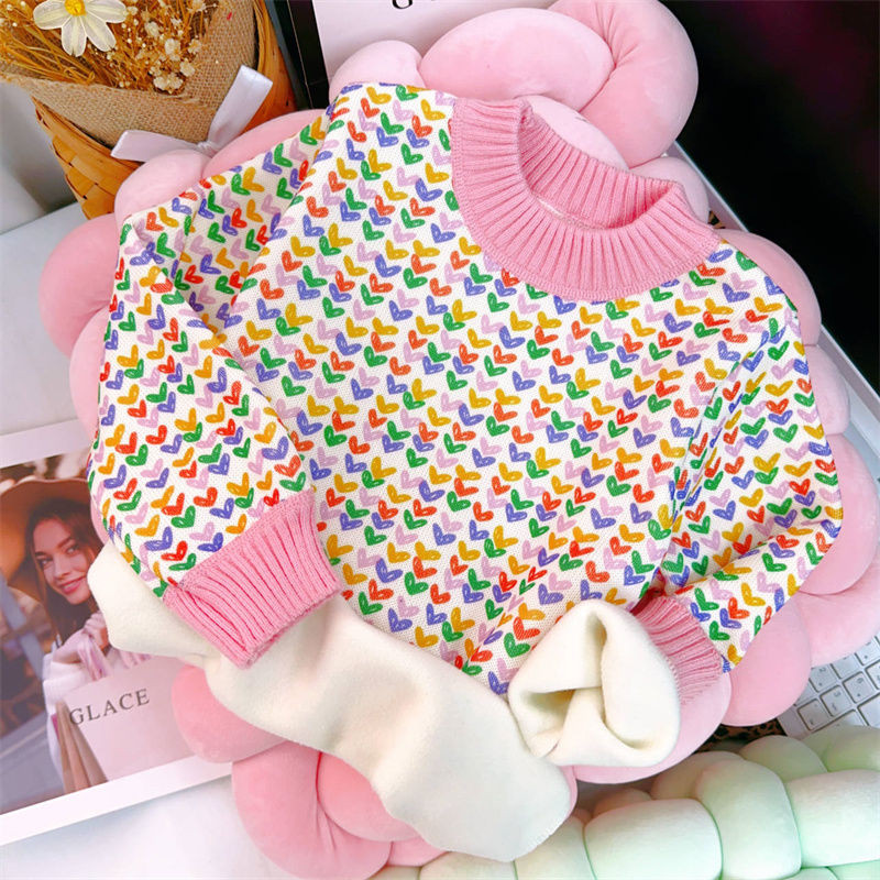 Tüdrukute plüüsis kampsun 2023, uus sügis- ja talvine armastustrükiga laste alumine välismaise stiiliga tüdrukute pulloveriga kootud kampsun