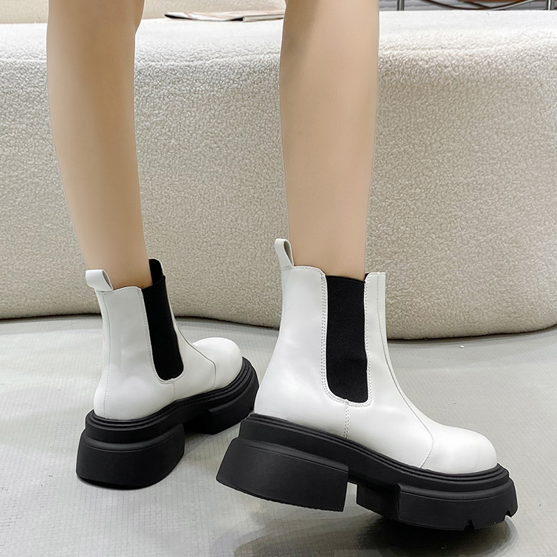 Γυναικεία παπούτσια 2023 Hot Sale Γυναικείες μπότες Πλατφόρμα για τον αστράγαλο Μοντέρνες Γυναικείες μπότες Συμπαγείς γόβες με στρογγυλά δάχτυλα γόβες γόβες Γυναικεία παπούτσια