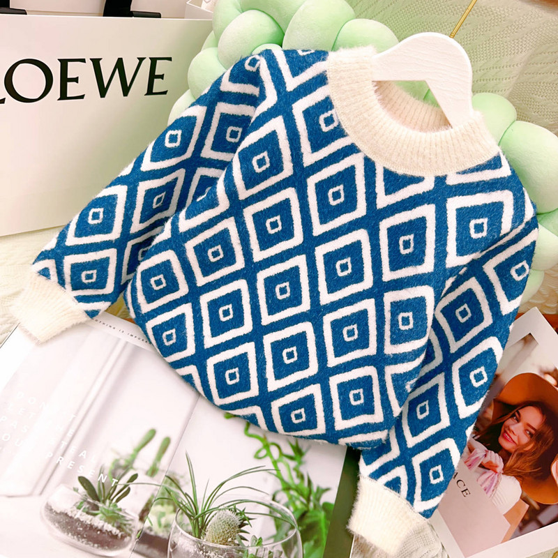 Poiste kampsun, 2023. aasta talvine uus, keskmistest kuni suurtele lastele plüüsis ja soojad topid Riided Lastemoe ruuduline Pullover Beebi kootud kampsun