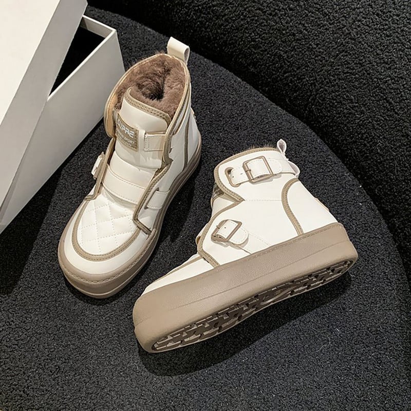 Talvised poolsaapad naistele Paksud soojad plüüsist puuvillased kingad PU nahast veekindlad naiste Martin saapad Kunstkarusnahast sametjalatsid