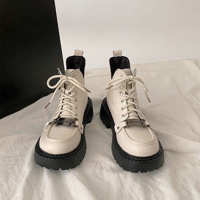 Naiste saapad 2023. aasta talveks Moodsad pitsilised, paksu põhjaga ratsusaapad Trend tüdrukute kingad originaalse disainiga saapad