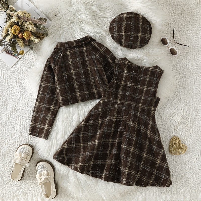 Moodsad laste tüdrukute riided sügisriietus Ruuduline pikkade varrukatega lühike jope Varrukateta A-joonega kleit bareti müts 3 tk väikelapse komplekt