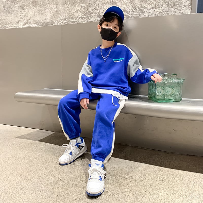 Kevad-sügis poisi kontrasti tähestikuga dressipluus + dressipüksid koolilastele dressid, tööriietus, õpilase jooksukostüüm 5-16 a.