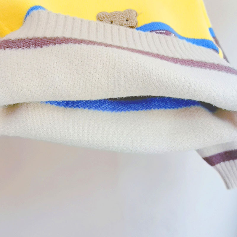 Poiste kampsunid Beebiriided 2023 Talvine pehme materjal 2–6 aastat vana uus moodne stiil Lastele kootud kostüüm lastele lastele