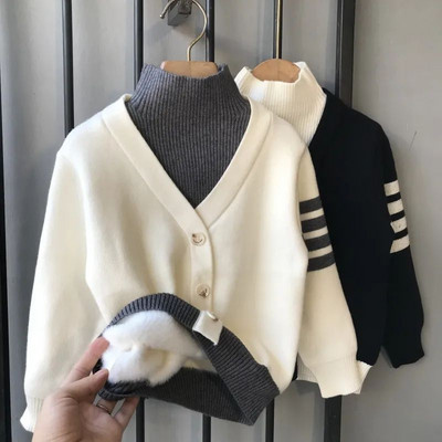 Haine noi pentru copii Băieți Căptușeală de lână Gros Gât crew Mâneci lungi Toamnă Iarnă Coreeană Kawaii Culoare uni Button Pulovere Pulovere