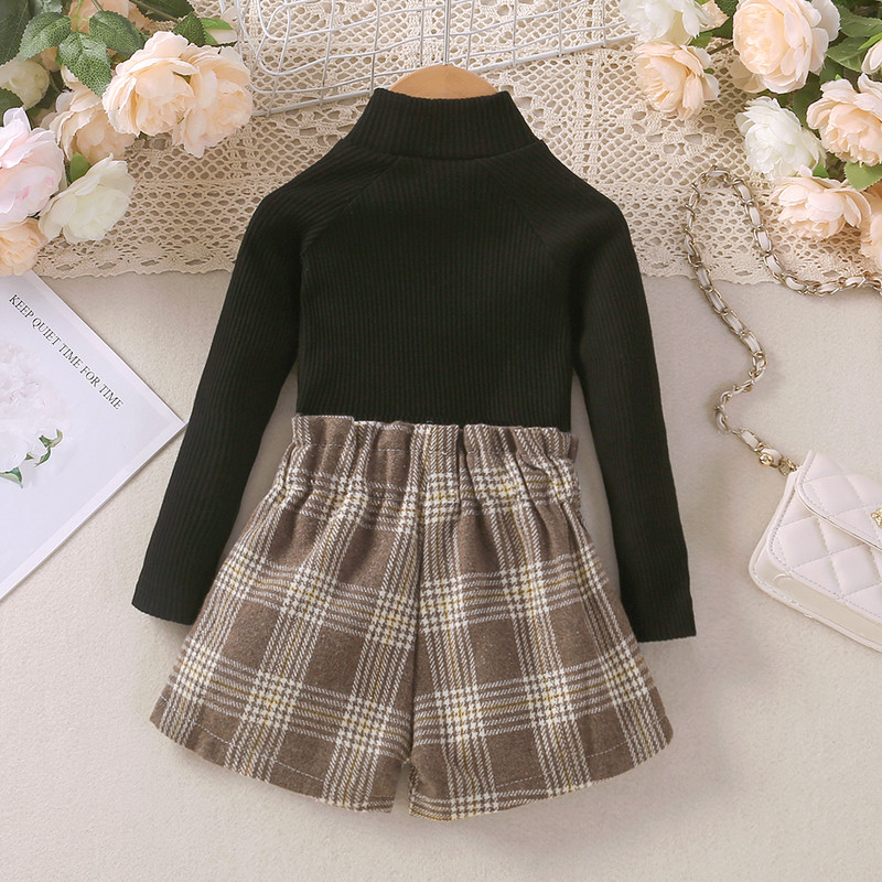Set din două piese pentru fete mici și mijlocii de toamnă cu mâneci lungi cu guler + pantaloni scurți în carouri