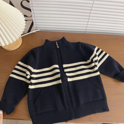 Beebipoiste kampsun triibuline kampsun 2023. aasta sügis, uus poiss, laste mood Tõmblukuga kootud särk Lastele väikelaste ilusad kampsunid