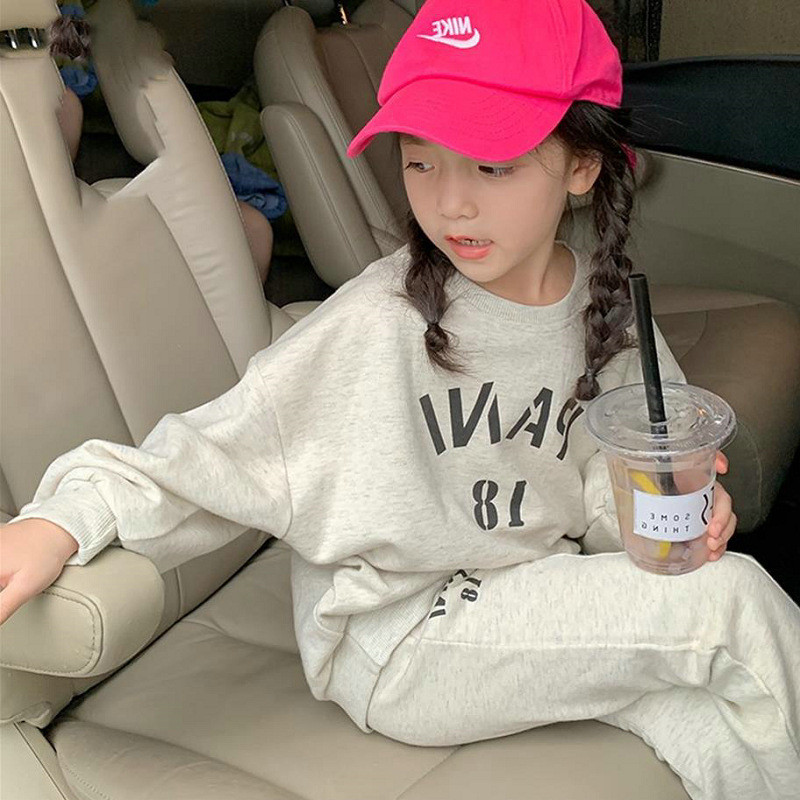 Moodne beebitüdrukute hall tähestikuga puuvillane kampsun + lõhikuga laienevate pükste komplektid, laste spordidressid, 2-8-aastased lapsed