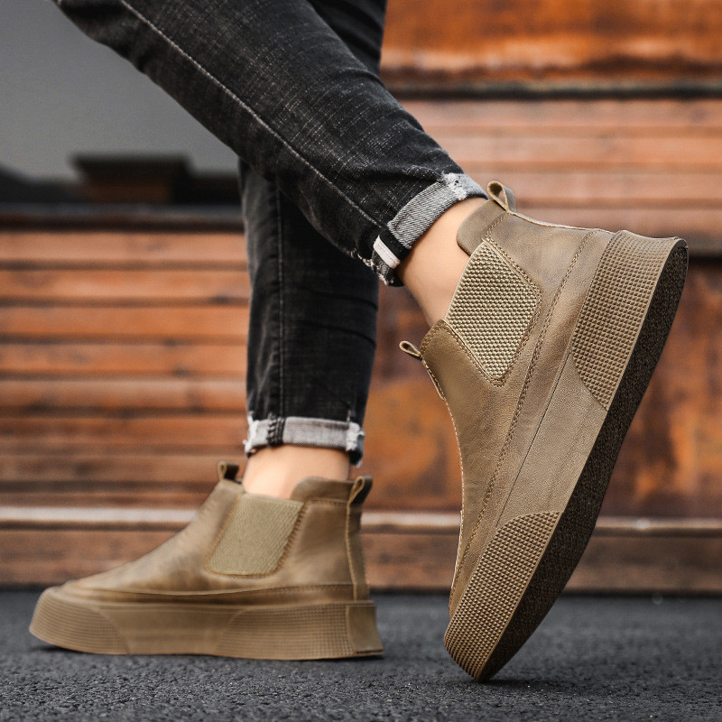 Meeste sügistalvised vabaajajalatsid 2024 Uus mood Briti stiilis paksu tallaga töösaapad, tänavakõnnid, luksuslikud jalatsid