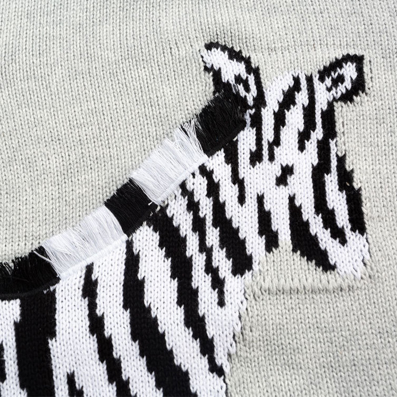 27 last Väikelapsed Beebi kootud kampsun poistele Talveriided Laste džemprid Topid Sebra mustriga Pullovers Mantel 2–7 aastat