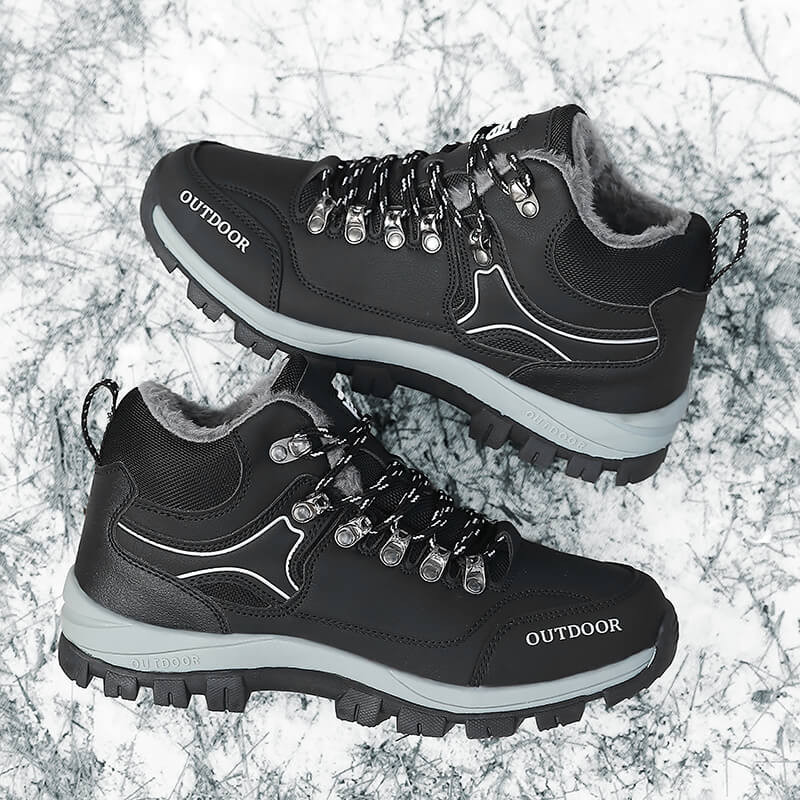Meeste talvesaapad Õues Matkamine Jooksmine Kõndimisjalatsid Meeste vabaaja tossud Libisemiskindlad Spordijalatsid Soojad Plüüsid Poolsaapad Talvised