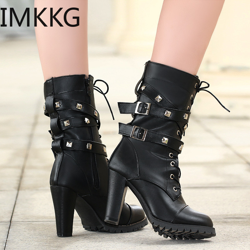 2020 Uued kvaliteetsed naiste saapad 9cm ülikõrged kontsad platvorm mootorratta talvesaapad sääre keskel kingad needid pannal Q00264