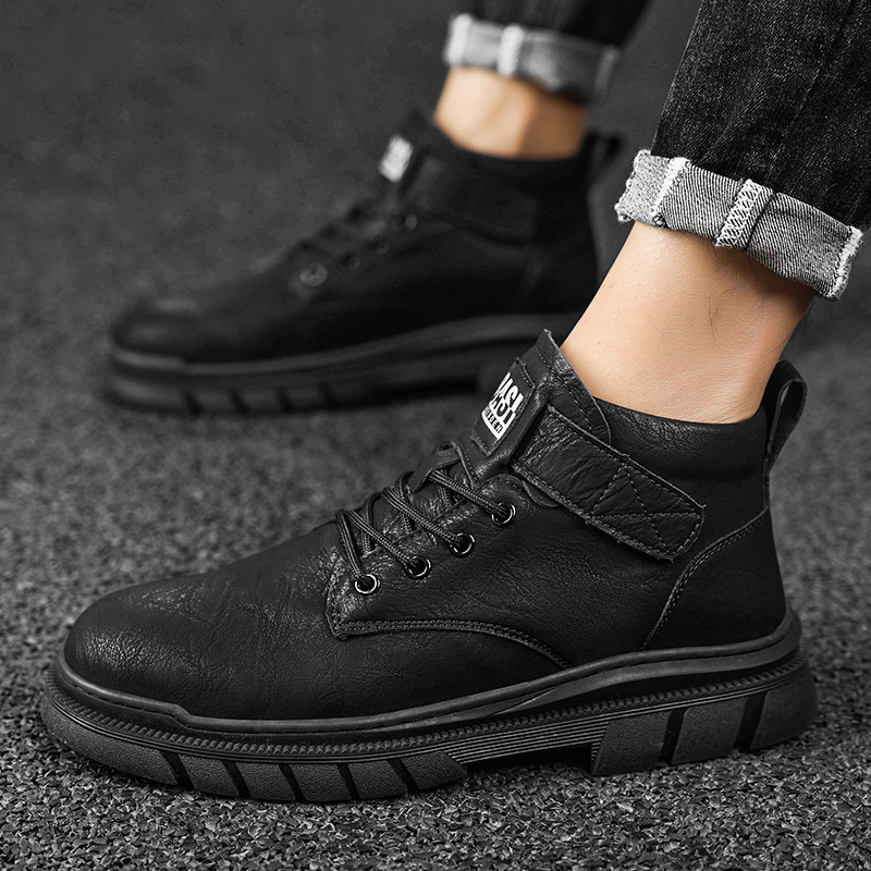 Meeste soojad vabaaja nahast saapad 2023 Uued kingad meestele Kõrge ülaosaga pruunid vabaaja meeste tossud platvormiga poolsaapad Tênis Masculino