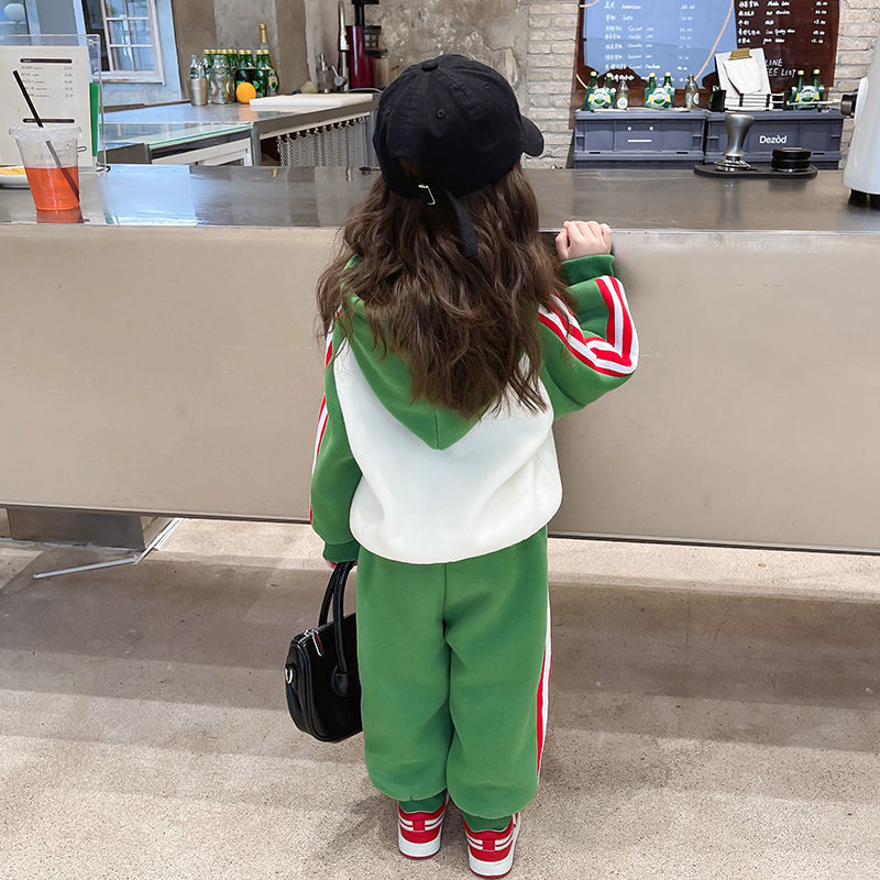 Talvine beebi ja tüdrukute kapuutsiga kontrastne triibuline multikas fliisvoodriga kampsun + dressipükste komplekt, laste dressid, lasteriietus 1-10 a.