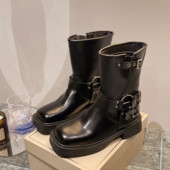 Γυναικείες μπότες Πλατφόρμα με πριτσίνια Κοντές δερμάτινες μπότες Χαμηλό τακούνι μαύρη επώνυμη αγκράφα ζώνης Νέα ροκ παπούτσια πανκ μποτάκια σε στυλ καουμπόη