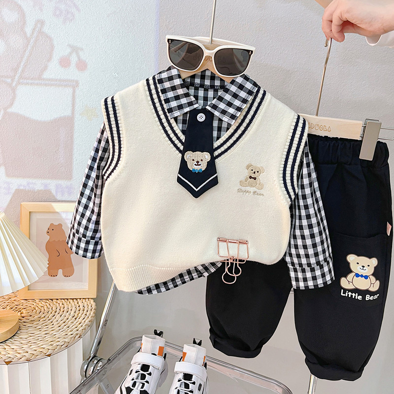 2023 Φθινόπωρο σετ ρούχων για αγοράκια Παιδικά καρτούν γιλέκο αρκουδάκι καρό πουκάμισο Παντελόνι Παιδικά ρούχα Βρεφικά ρούχα Παιδική φόρμα