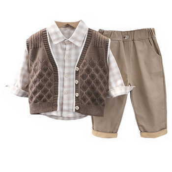 2022 Пролетни комплекти дрехи за бебета и момчета Прохождащи деца Плетена жилетка Карирана риза Панталони Костюм от 3 части Детски екипи Дрехи за бебета