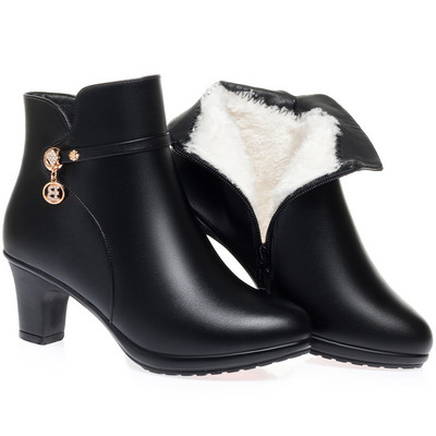 BCEBYL Φθινόπωρο και χειμώνας νέα μόδα με βελούδινες κοντές μπότες ζεστά βαμβακερά παπούτσια casual αθλητικές μπότες γυναικεία βαμβακερά παπούτσια 2023