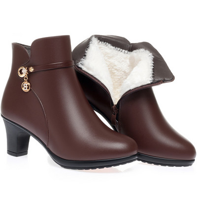 BCEBYL Φθινόπωρο και χειμώνας νέα μόδα με βελούδινες κοντές μπότες ζεστά βαμβακερά παπούτσια casual αθλητικές μπότες γυναικεία βαμβακερά παπούτσια 2023